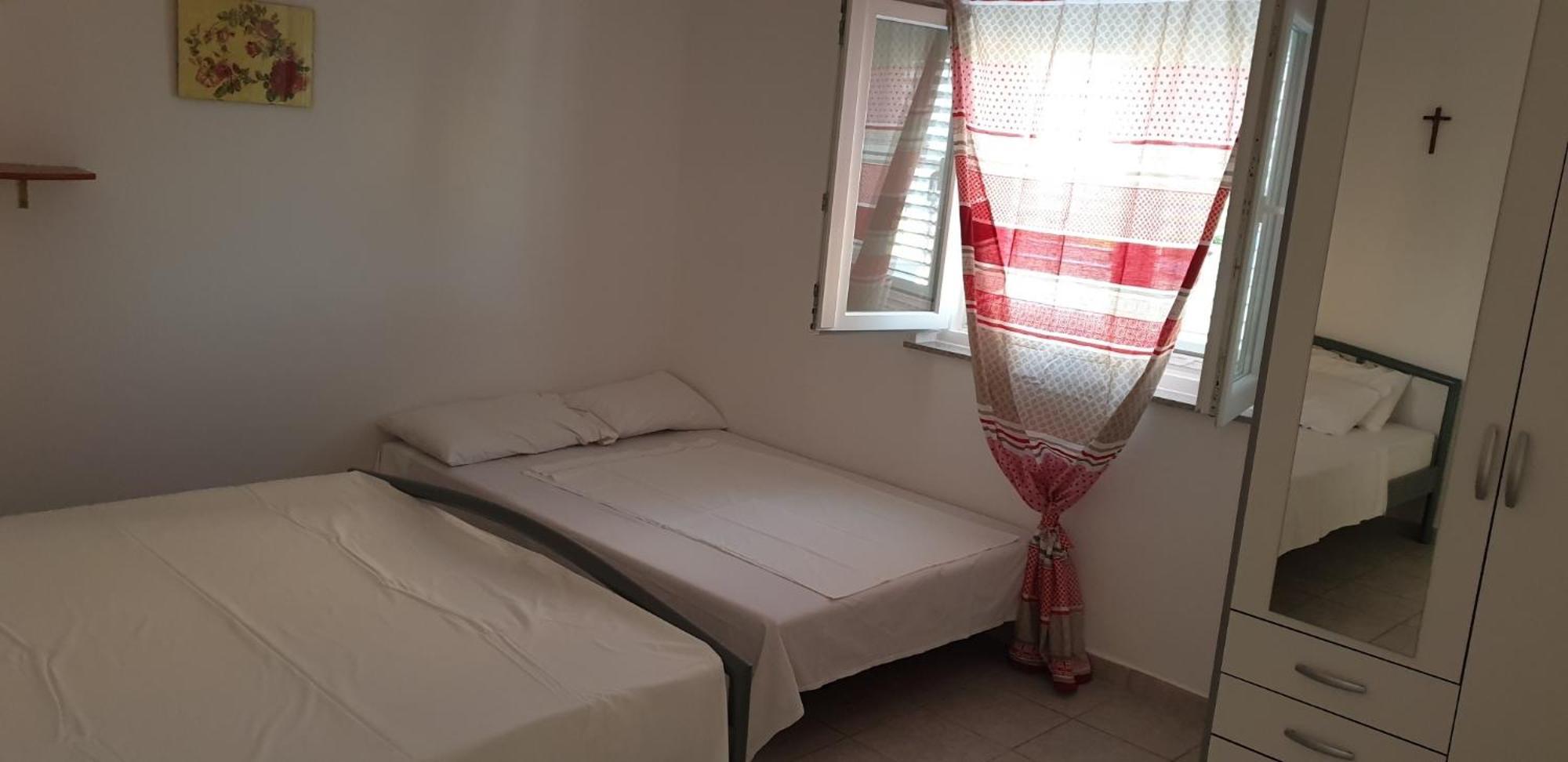 Apartments By The Sea Nin, Zadar - 15513 Bilik gambar